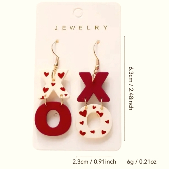 X&O Kisses Earrings - Picture 3 of 3